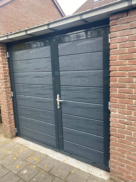 Woodgrain Ligna RAL 7016 ongelijke delen