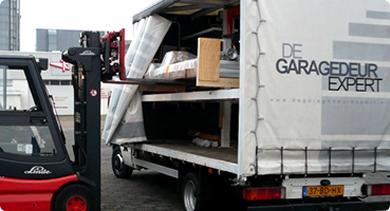 Transport sectionale garagedeur van de Garagedeur Expert