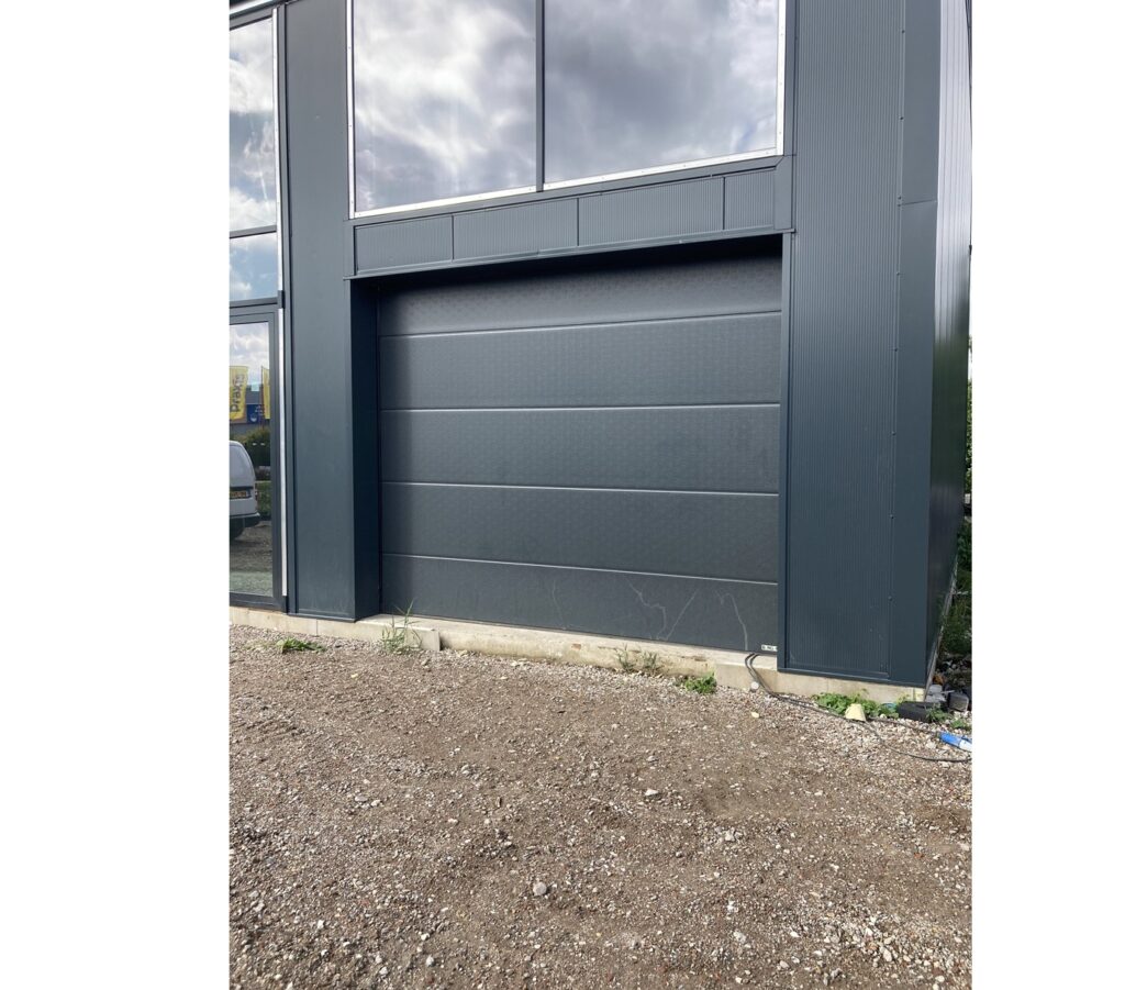 Industriedeur Stucco Plano in RAL 7016 antracietgrijs