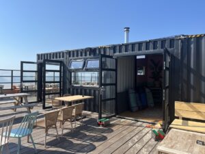 Strandpaviljoen 12 op Texel