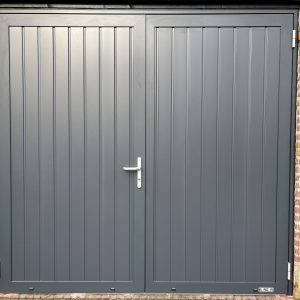 Berger Luxe-Line Twin openslaande deuren verticale panelen Satin Plancha RAL 7016 mat fijnstructuur